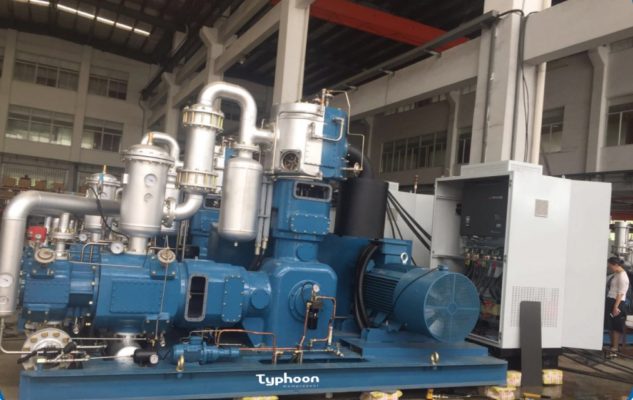 Máy nén khí cao áp không dầu thổi chai PET - TYPHOON 14 may typhoon 1